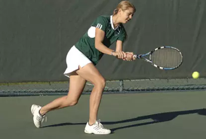 Eagles Drop 5-2 Decision to Wisconsin Image