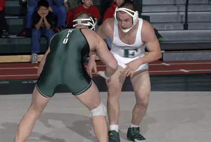 Eagles Fall to No. 9 Wildcats, 29-6 Image