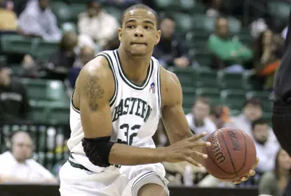 Men's Basketball Falls to WMU Image