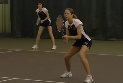 Women's Tennis Downs Redbirds Image