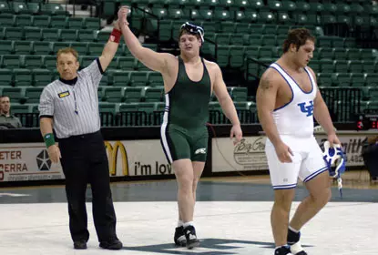 Eagles Tame Bulls, 28-10 Image
