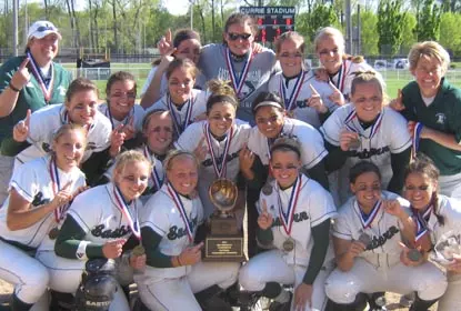 Softball Wins MAC Tournament, 6-5, in Extra-Innings Thriller Image