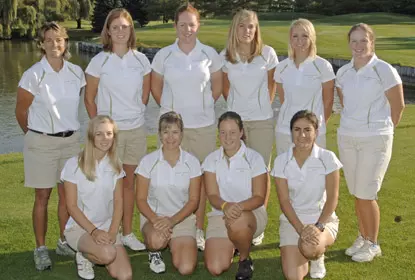 Women's Golf Cruises to Shootout at the Legends Championship Image