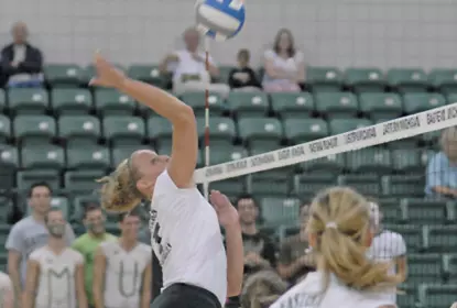 Volleyball Sweeps Ball State In MAC Opener Image