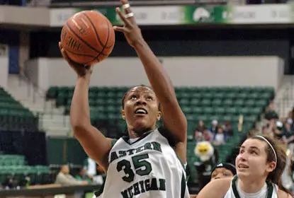 Eagles Fall to Broncos, 83-72 Image