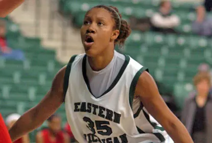 Eagles Clipped by RedHawks, 81-70 Image