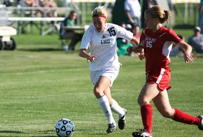 Eagles Return Home For a Pair Image