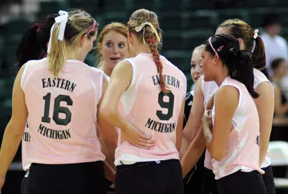 Volleyball Heads to the Road Image