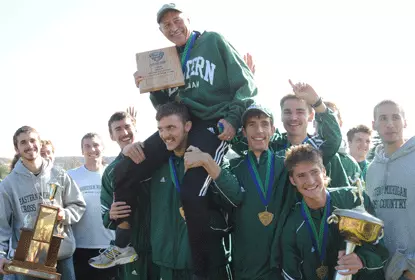 Men's Cross Country Wins Fourth Straight MAC Championship Image
