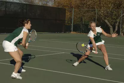 Tennis Eagles Fall to No. 74 Western Michigan 5-2 Image