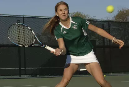 Eagles Fall 4-3 to Xavier Image