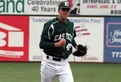 Stapf Leads Eagles to Championship Game Image