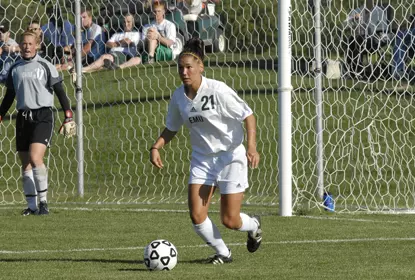 Eagles and Bulls Earn 1-1 Tie Image