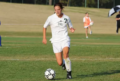 Soccer Blanks Panthers, 4-0 Image