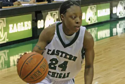 Tavelyn James