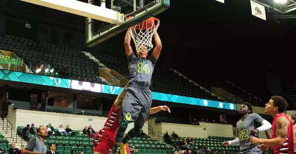 KarringtonWardDunkVsConcordia