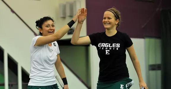 Mebuke Supejova High Five