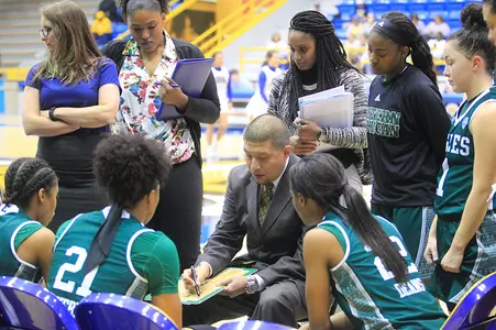 WBB Huddle vs. Morehead State