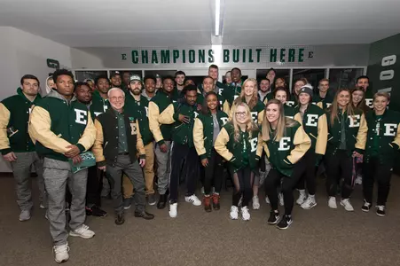 E-Club Holds 2016 Fall Letter Jacket Ceremony
