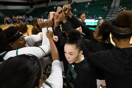 Huddle Exhibition WBB