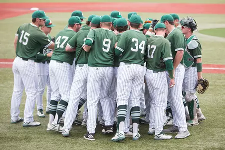 Team Huddle 2017 MAC Champs