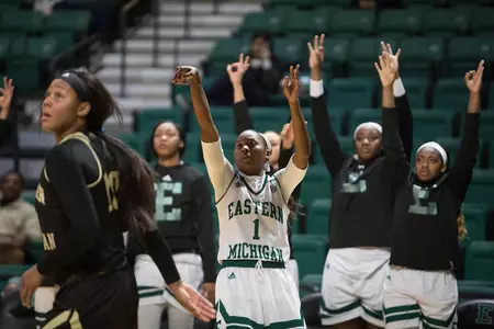 Sasha Dailey and Bench Celebration vs. WMU