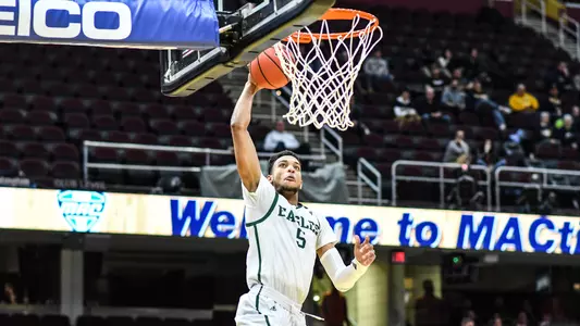 MBB - Elijah Minnie vs Akron MAC