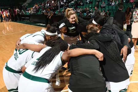 Women's Basketball Huddle - vs. CMU