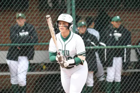 Amanda Akles batting