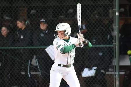 Arielle Anderson batting