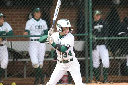 Ariana Chretien batting