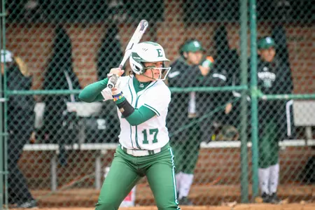 Sophia Holland batting