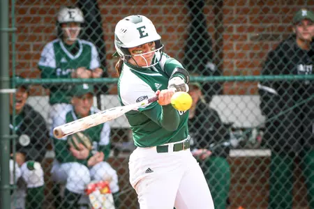 Sophia Holland batting