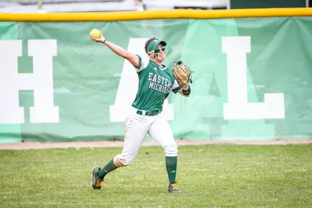 Haley Hostetler fielding