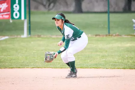 Brandice Olmos fielding