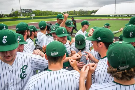 EMU Baseball Huddle