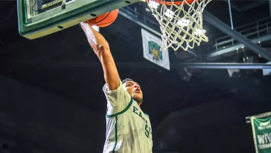 MBB - Elijah Minnie vs. Buffalo