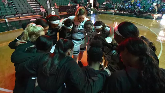 Women's Hoops huddle vs. Northwood