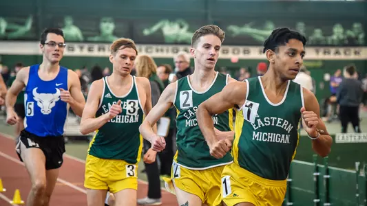 Men's Distance Runners at Can Am International 1.26.19