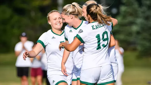 Celebration after Amanda Cripps Score