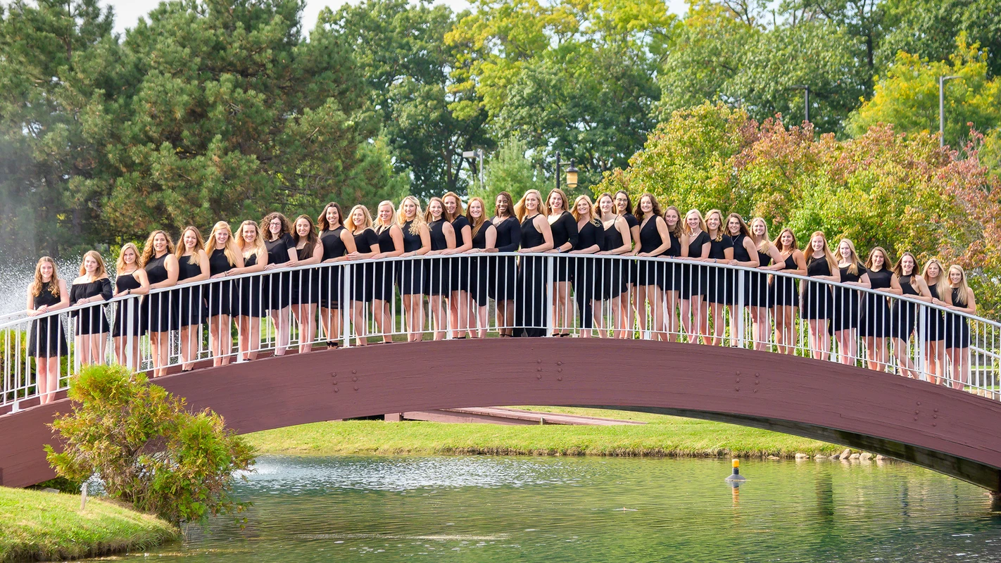 2019-20 EMU Swim Team