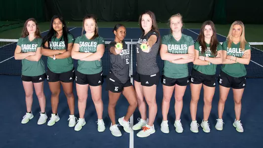 Women's Tennis Team Shot