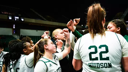 WBB Team Shot vs. BGSU
