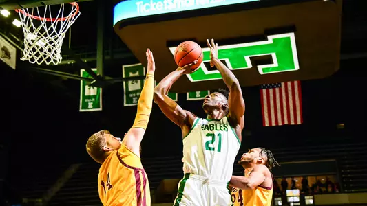Boubacar Toure against Central Michigan
