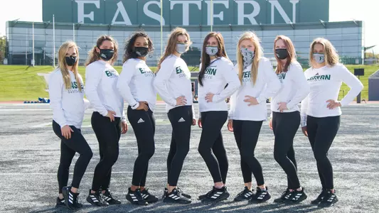 2020-21 EMU Diving Team in Masks