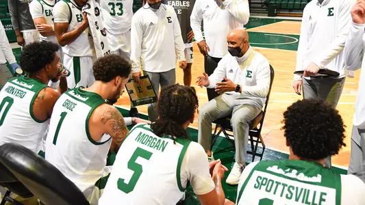 MBB_Bench Huddle vs. NIU