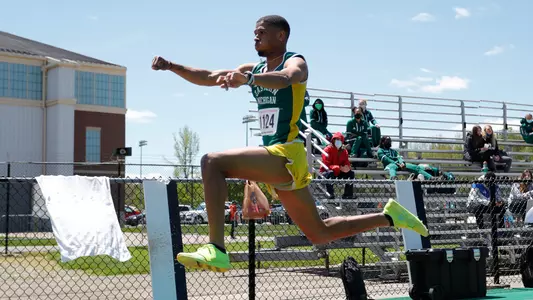 Richie Sadler MAC Outdoor Championships