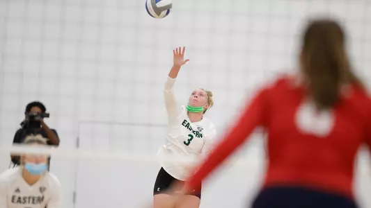 VB_Basham Serve vs. UIC