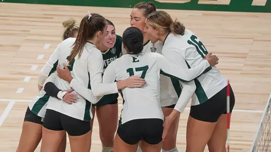 Team huddle against KSU