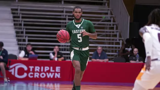 Tyson Acuff in action 2022-23